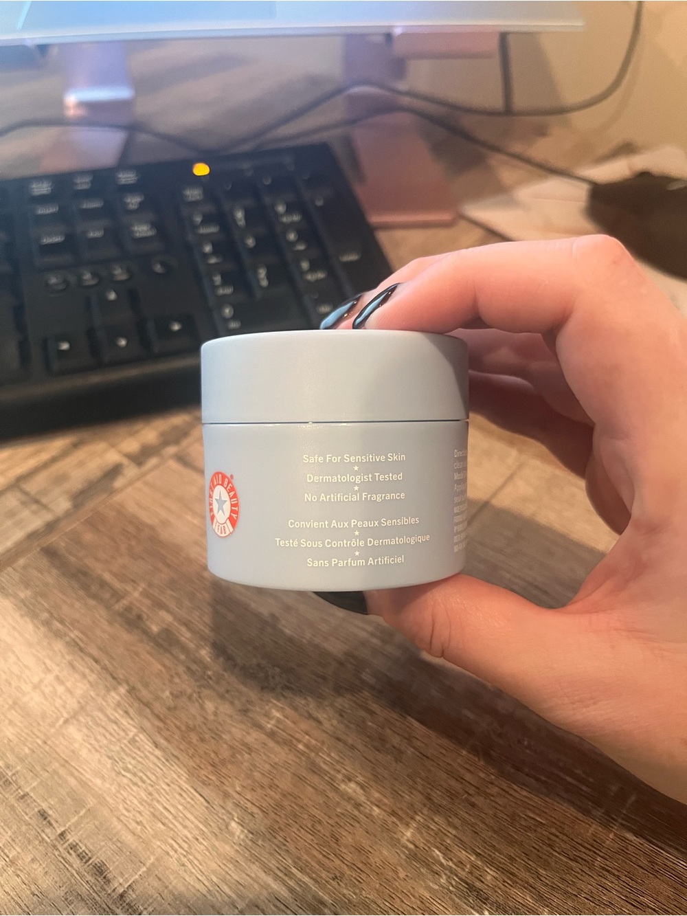 First Aid Beauty - Hydrating Dewy Gel Cream - Picture 8 of 11